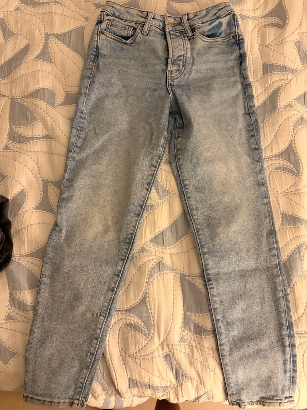 Light Wash High-Rise Skinny Jeans